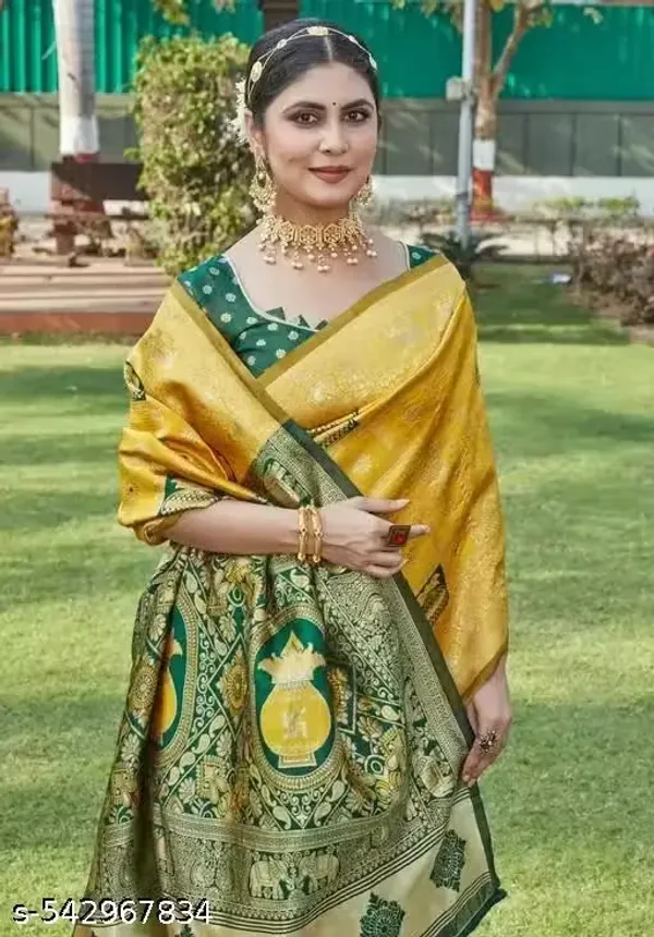 Golden_Yellow_&_Bottle_Green_Jacquard_Silk_Saree_–_Traditional_Kalash_&_Elephant_Motif_Pallu_Festive_Saree_with_Blouse_Piece