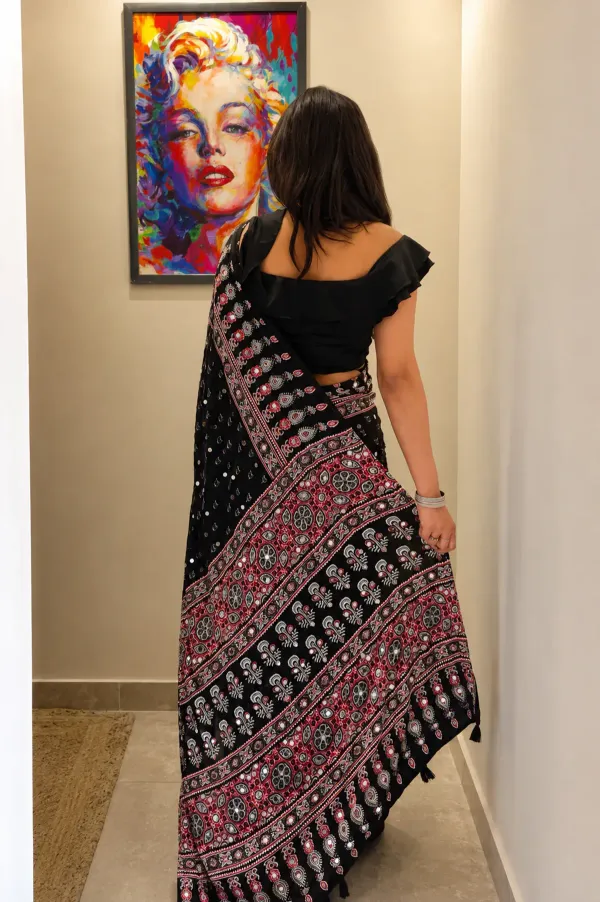 Mirror_Ajrakh_Modal_Silk_Saree_With_Blouse_Set