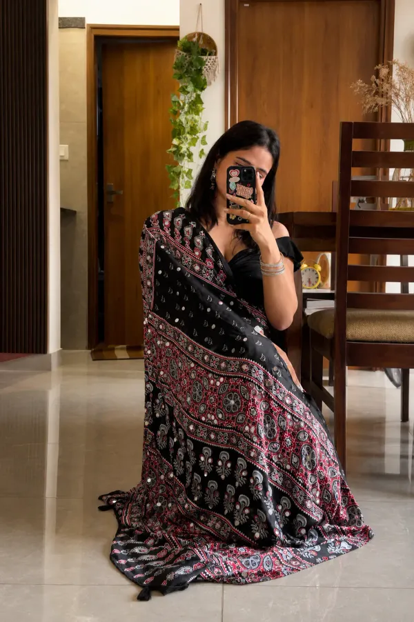 Mirror_Ajrakh_Modal_Silk_Saree_With_Blouse_Set