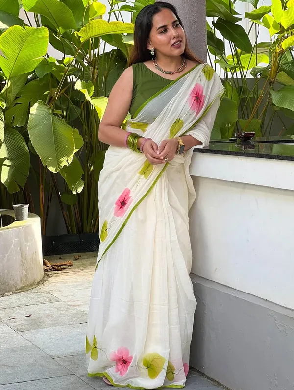 Cream_Premium_Linen_With_Elegant_Drape_&_Handcrafted_Jalar_Saree_For_Women
