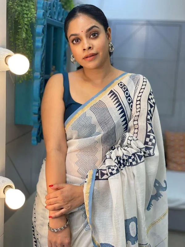 White_And_Blue_Premium_Linen_With_Handcrafted_Jalar_Border_Saree_For_Women
