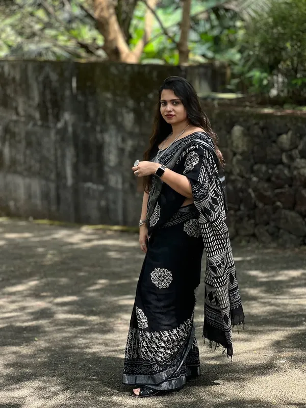 Stylish_Linen_Cotton_Saree_|_Comfortable_Daily_Wear_Linen_Cotton_Saree_|_Premium_Pure_Linen_Cotton