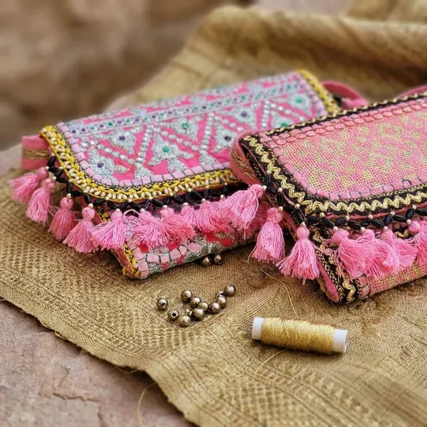Banjara_Purse