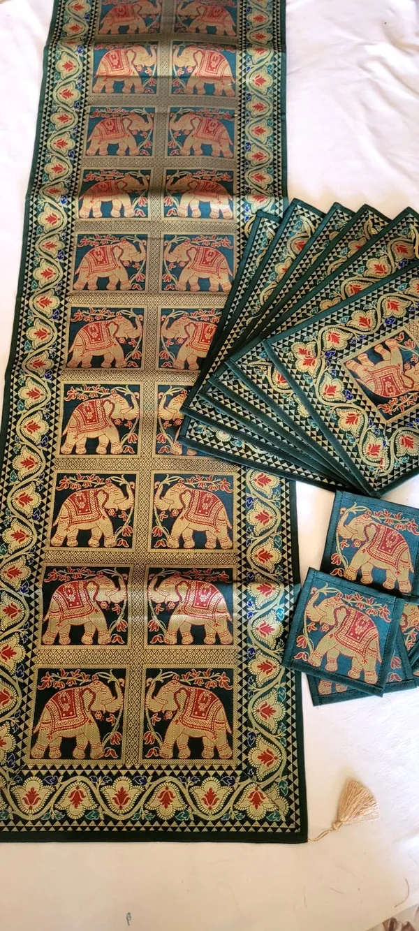Dining_Table_designer_covers_with_runners