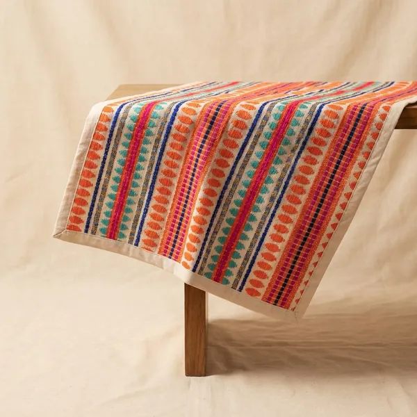 Multicolor_Premium_Jacquard_Fabric_Table_Runner
