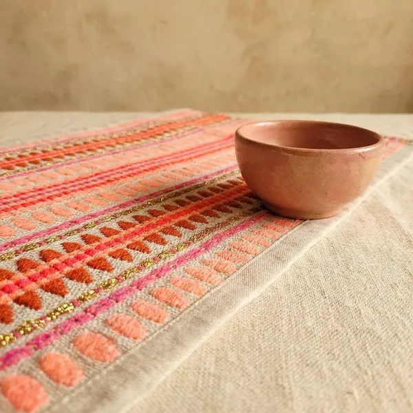 Multicolor_Premium_Jacquard_Fabric_Table_Runner