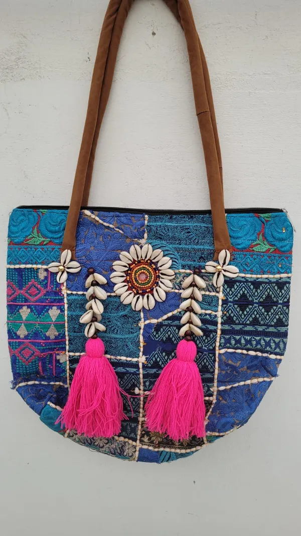 Multicolor_Premium_Kaudi_Work_Big_Handbag