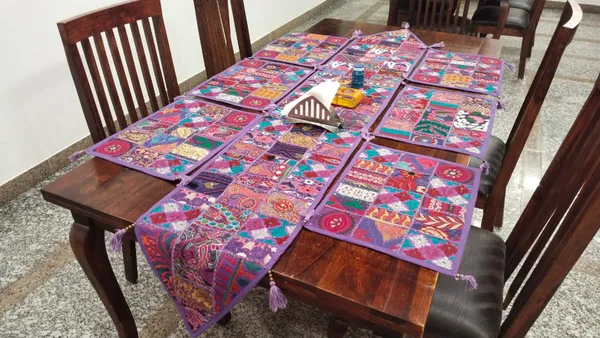 Khambadiya_Work_Table_Runner_with_mats