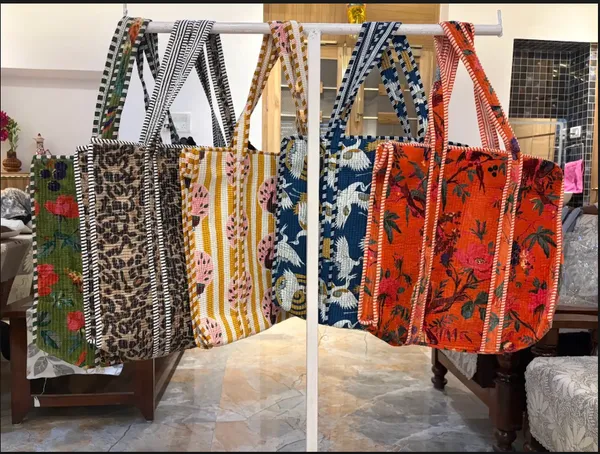 Jaipuri_Velvet_Handbag