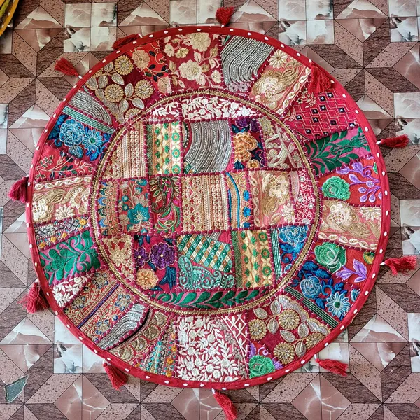Multicolor_Round_Khambadia_Work_Cushion_Cover