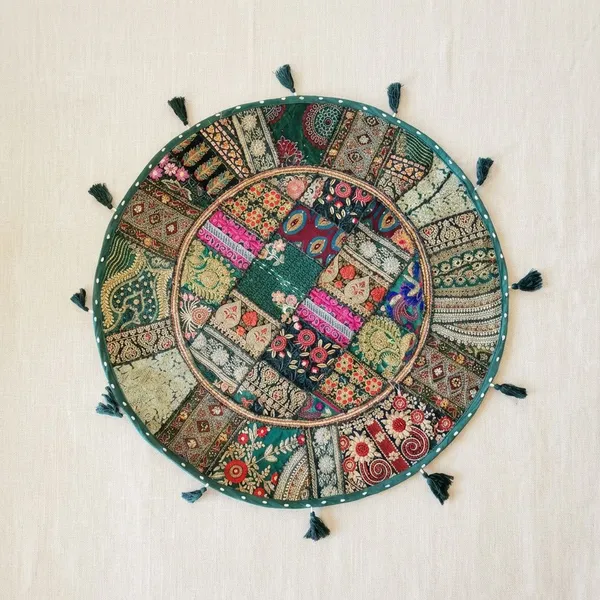 Multicolor_Round_Khambadia_Work_Cushion_Cover
