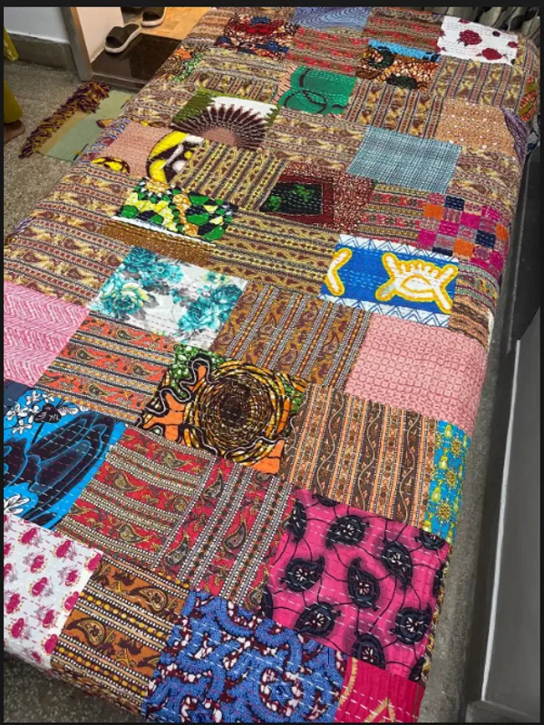 Multicolor_Katha_Stitch_Bedcover_Pattern_01