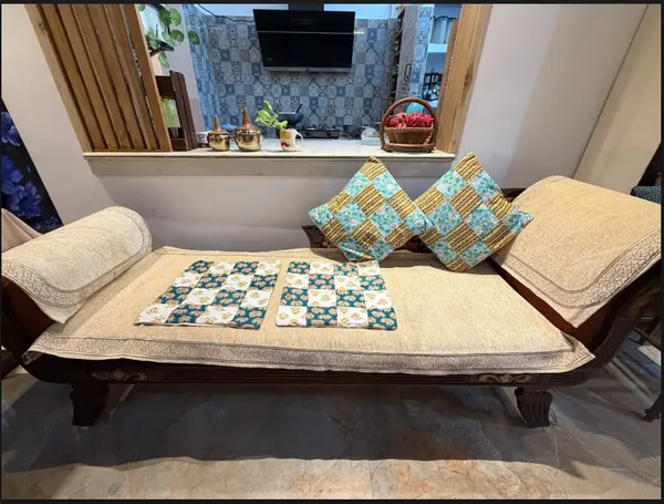Cushion_Cover_Square_Patch_Work