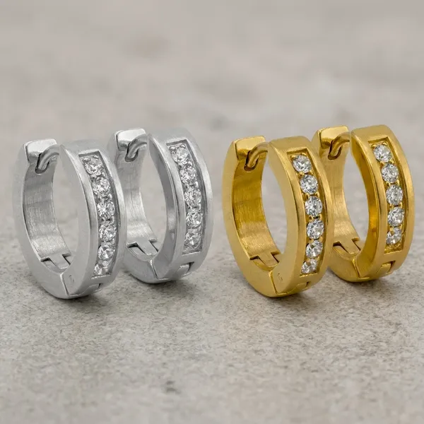Anti_Tarnish_Stainless_Steel_Gold_And_Silver_Plated_Huggie_Hoop_Earrings_Combo_Pack_For_Women