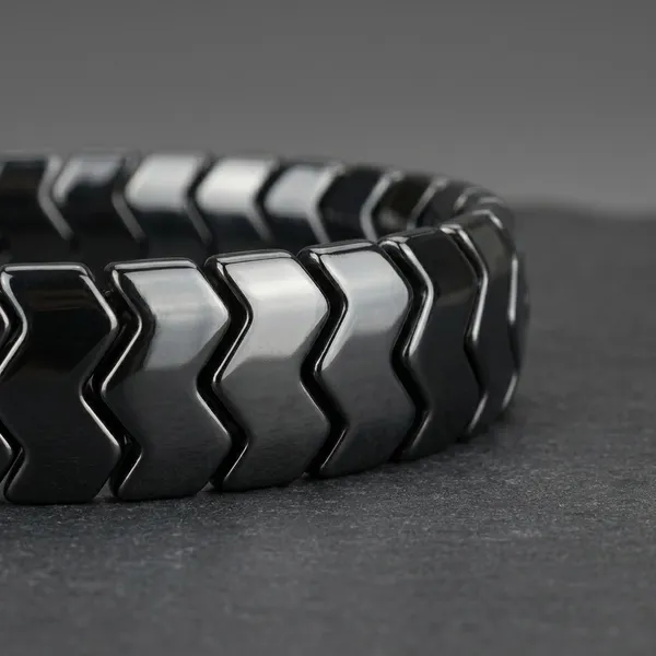 Hematite_Chevron_Arrow_Beaded_Elastic_Bracelet_For_Men