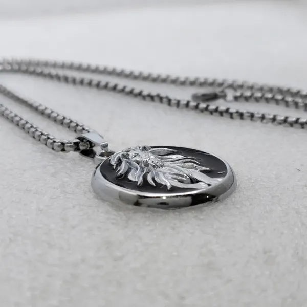 Anti_Tarnish_Silver_And_Black_Lion_Medallion_Pendant_Necklace_With_Stainless_Steel_Box_Chain_For_Men_And_Boys