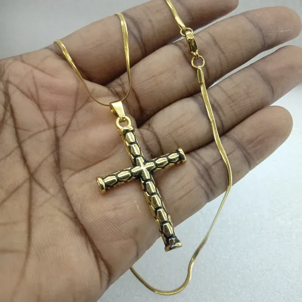 Gold_Stainless_Steel_Textured_Cobblestone_Cross_Pendant_Necklace_For_Men