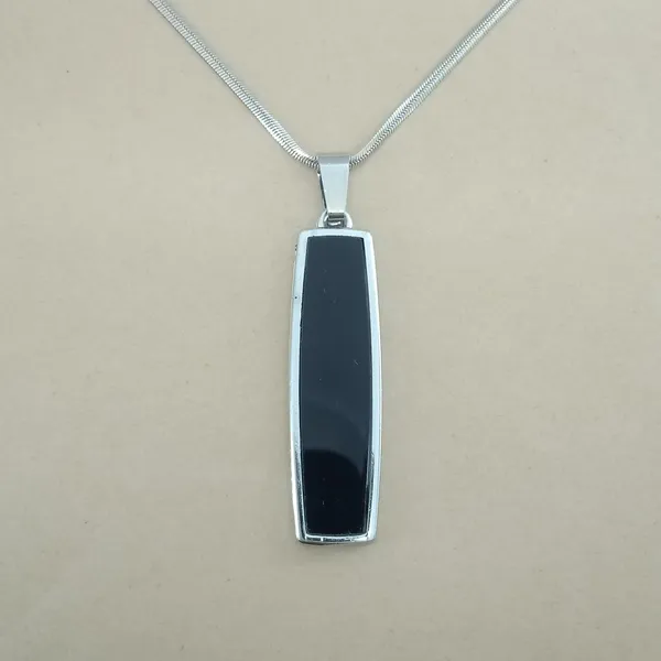 Stainless_Steel_Black_Onyx_Stone_Sleek_Bar_Pendant_With_Chain_For_Women_Anti_Tarnish_Necklace