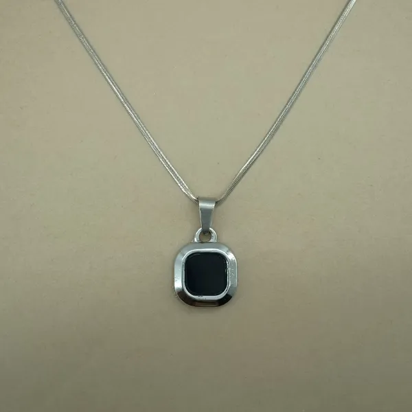 Stainless_Steel_Black_Stone_Square_Pendant_With_Chain_For_Women_Anti_Tarnish_Necklace