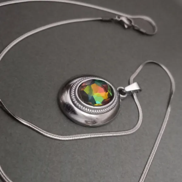 Silver_Anti_Tarnish_Stainless_Steel_Rainbow_Crystal_Oval_Pendant_Necklace_For_Women