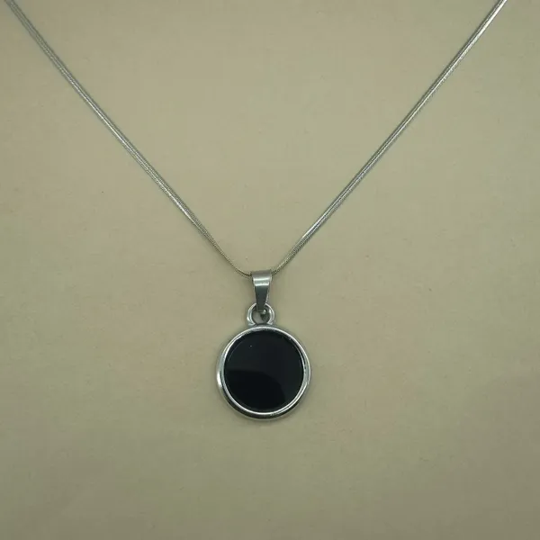 Stainless_Steel_Black_Stone_Circle_Pendant_With_Chain_For_Wpmen_Anti_Tarnish_Necklace