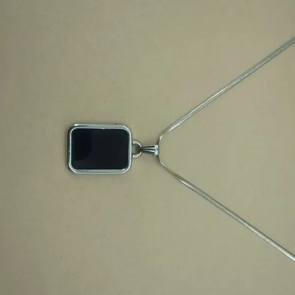 Stainless_Steel_Black_Onyx_Stone_Rectangular_Pendant_With_Chain_For_Women_Anti_Tarnish_Necklace