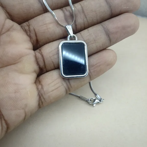 Stainless_Steel_Black_Onyx_Stone_Rectangular_Pendant_With_Chain_For_Women_Anti_Tarnish_Necklace