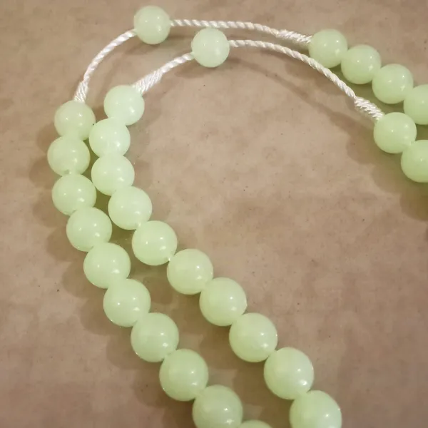 Glow_In_Dark_Acrylic_Rosary_Bead_Necklace_With_Cross_Unisex