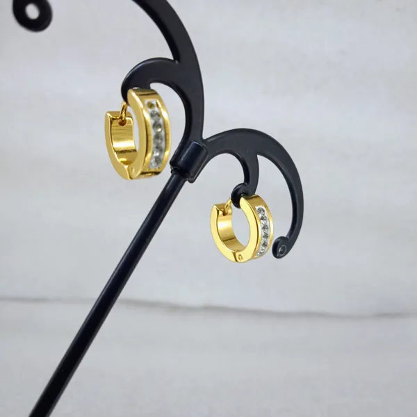 Anti_Tarnish_Stainless_Steel_Gold_And_Silver_Plated_Huggie_Hoop_Earrings_Combo_Pack_For_Women