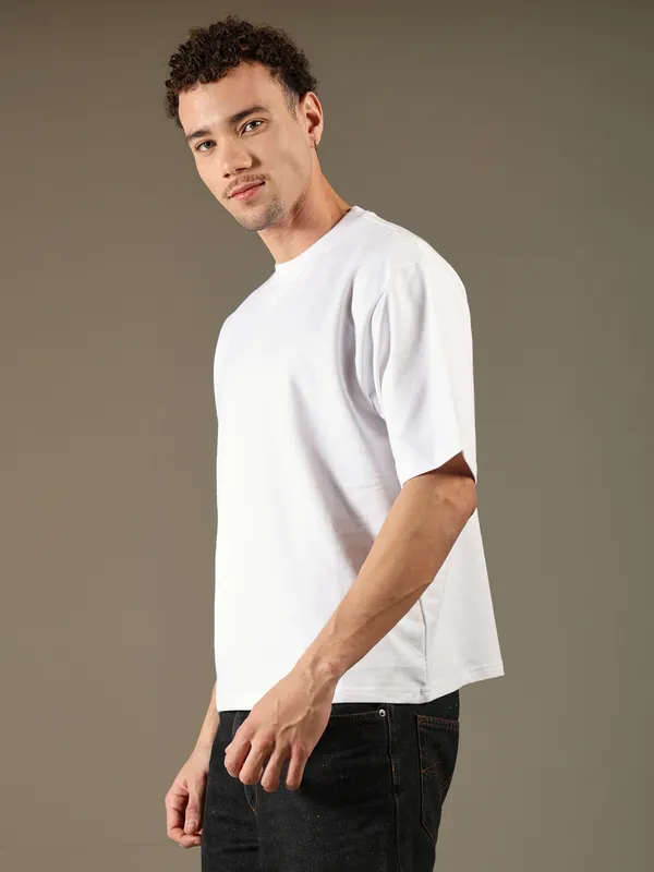 White_Cotton_T-Shirt_For_Men