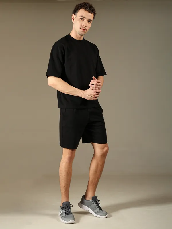 Black_Cotton_T-Shirt_For_Men