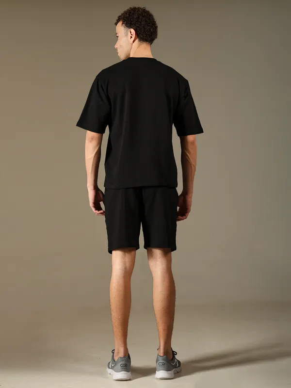 Black_Cotton_T-Shirt_For_Men
