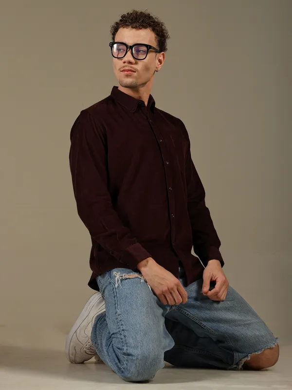 Textured_Maroon_Cotton_Shirt_For_Men