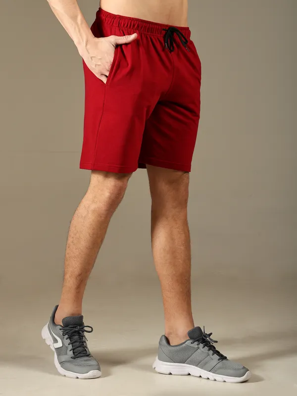 Maroon_Cotton_Shorts_For_Men
