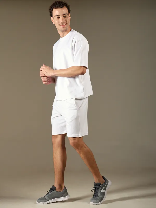 White_Cotton_Shorts_For_Men