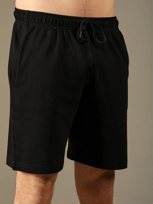 Black_Cotton_Shorts_For_Men