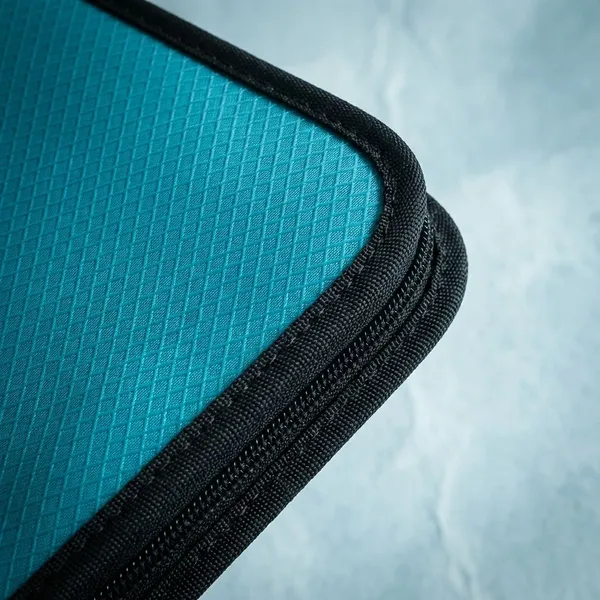 Green_Plastic_Files_For_Unisex