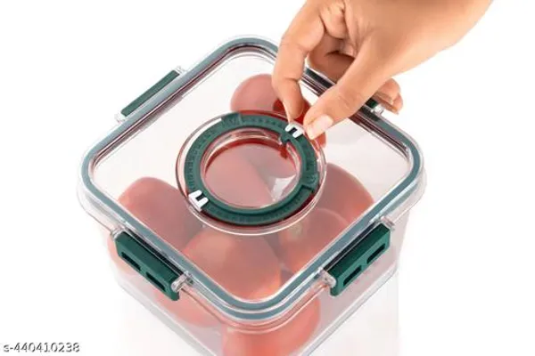 Green_Unbreakable_Airtight_Square_Plastic_Containers_Set