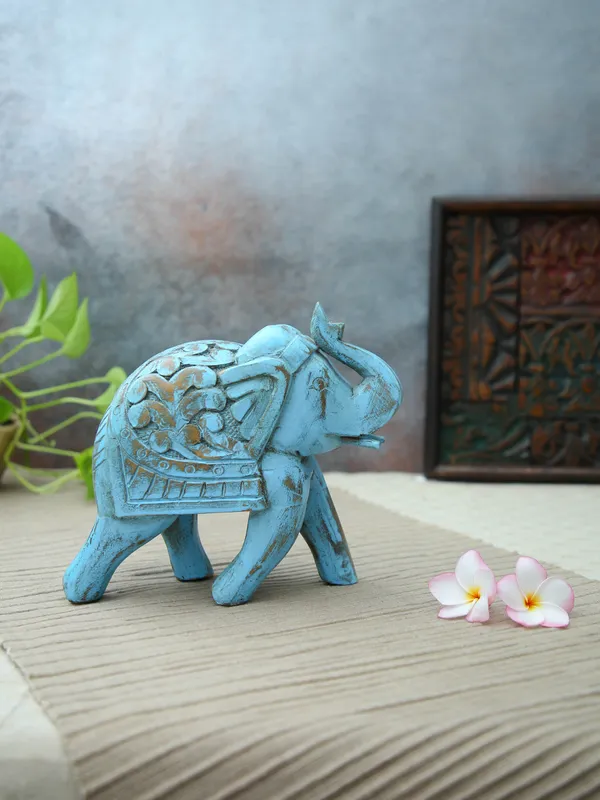 Decorative_Wooden_Elephant_-_Blue