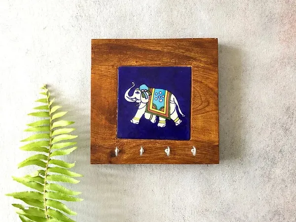 Ele_Keyholder_-_Tile_&_Wood_Key_Holders_For_Home_Decor