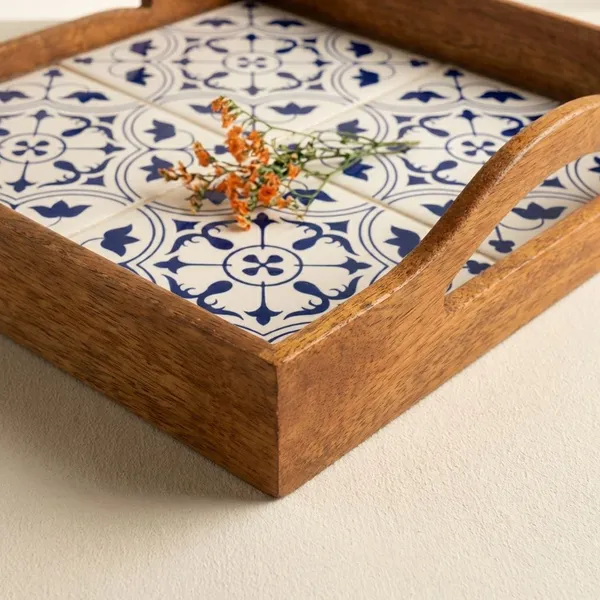Dandelion_Square_Tray_-_Tile_and_Wood_Square_Tray