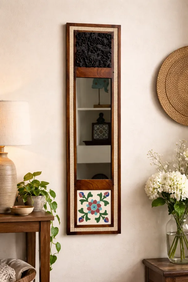 Tulip_Aaina_(Mirror_With_Wicker,_Tile_&_Blocks_For_Home_Decor)
