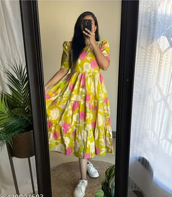 Yellow_Cotton_Blend_Floral_Print_Regular_Gown_For_Women