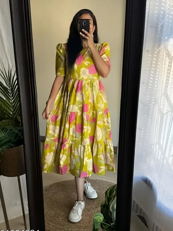 Yellow_Cotton_Blend_Floral_Print_Regular_Gown_For_Women