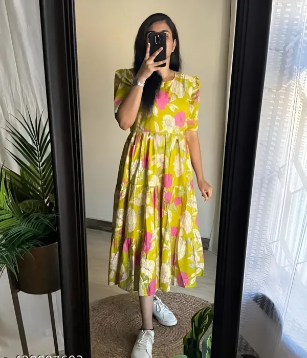 Yellow_Cotton_Blend_Floral_Print_Regular_Gown_For_Women