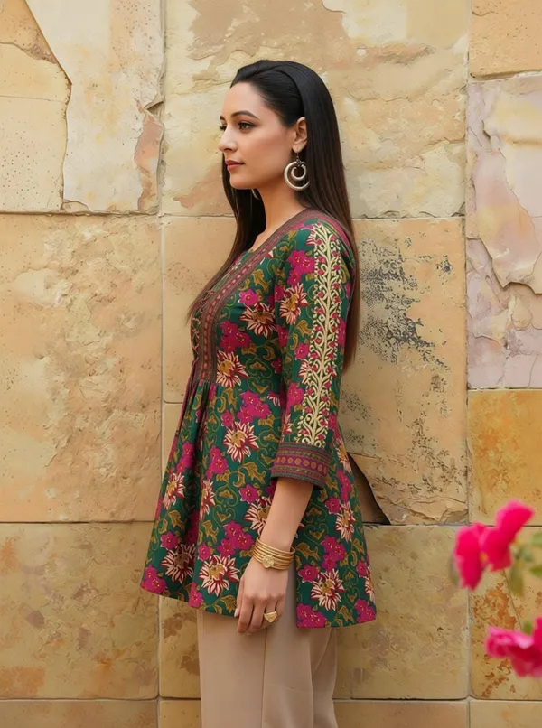 Green_Viscose_Rayon_Printed_Regular_Tunic_For_Women