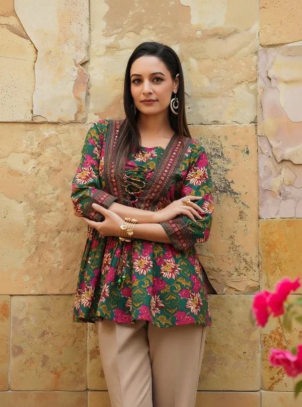 Green_Viscose_Rayon_Printed_Regular_Tunic_For_Women