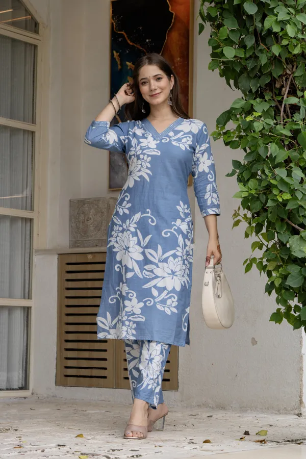 Blue_Pure_Cotton_Floral_Print_Regular_Kurta_Set_For_Women