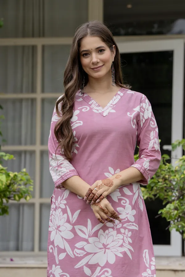 Pink_Pure_Cotton_Printed_Regular_Kurta_Set_For_Women