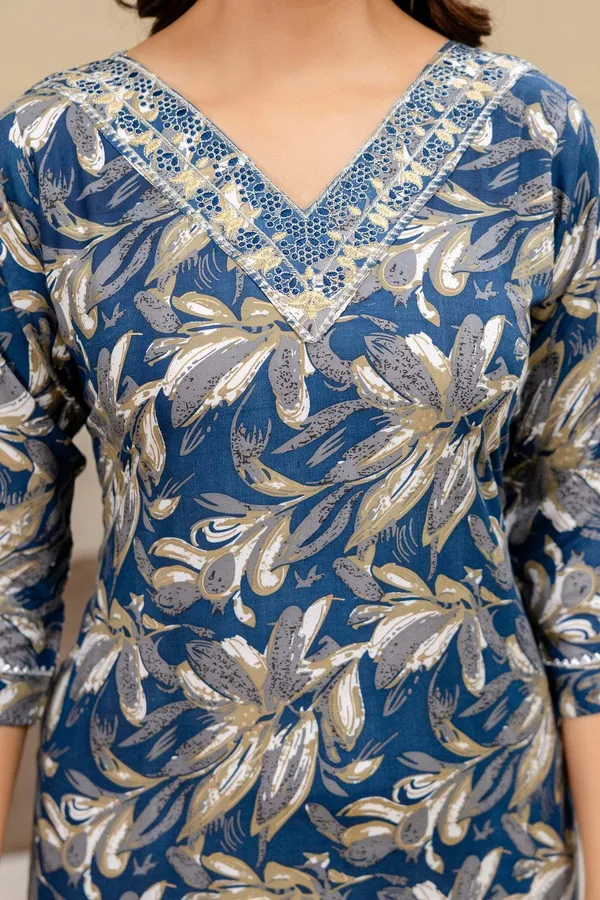 Dark_Blue_Cotton_Rayon_Printed_Regular_Short_Kurti_For_Women
